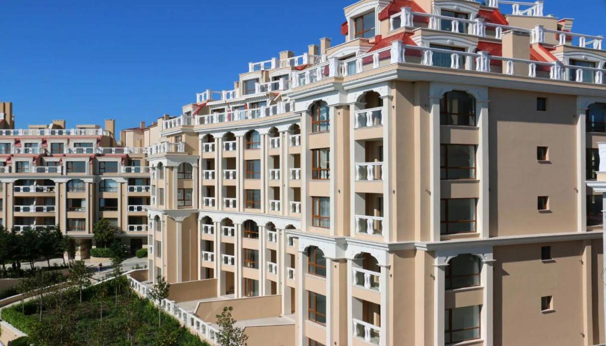 1Bd Ap In La Mer Complex Private Beach And Pool Golden Sands Exterior photo